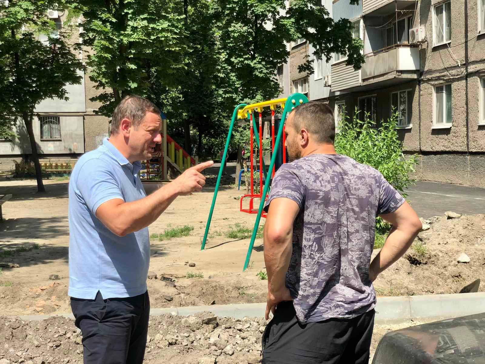 Депутаты Днепра: чем известен бездомный миллионер Владимир Федоренко 2