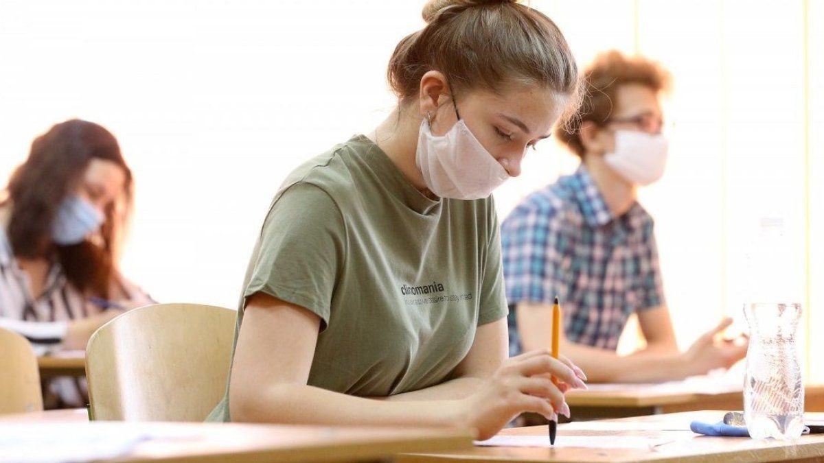 Топ самых успешных школ Киева по результатам ВНО-2021