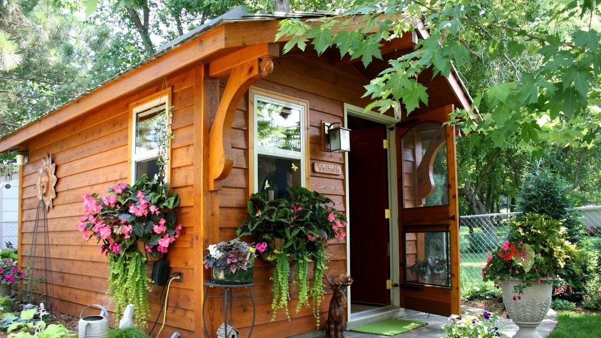 Как в городе правильно построить сарай, гараж или хлев: советы юриста