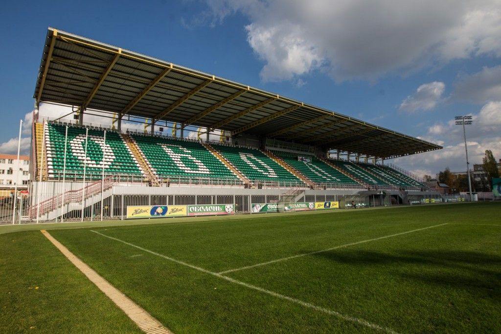 В Киеве старое поле одной из футбольных школ заменят на покрытие FIFA за 36,5 млн: кому повезет 5