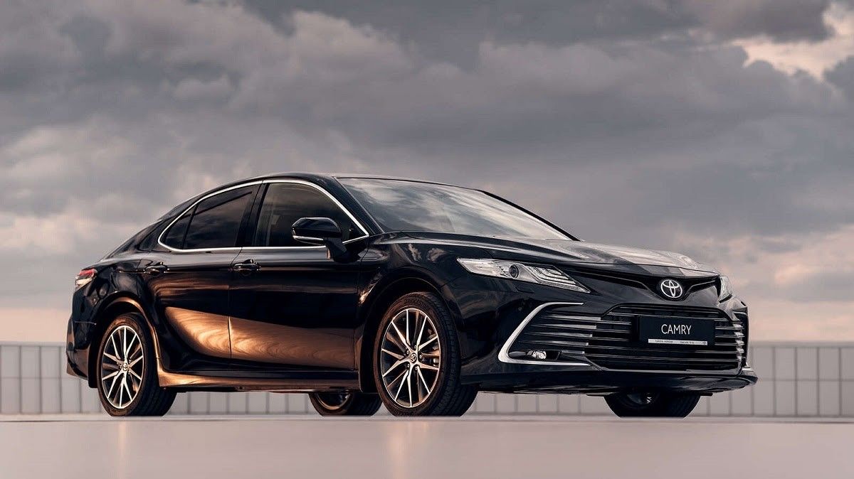 Toyota Camry 2021 года выпуска