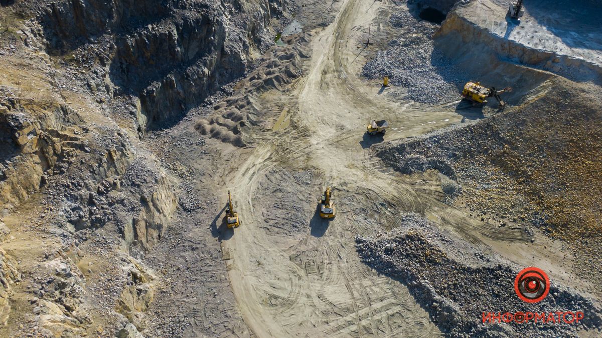 Шум, пыль и вредные отходы: под Днепром фирма «Беличи» хочет получить разрешение на добычу гранита