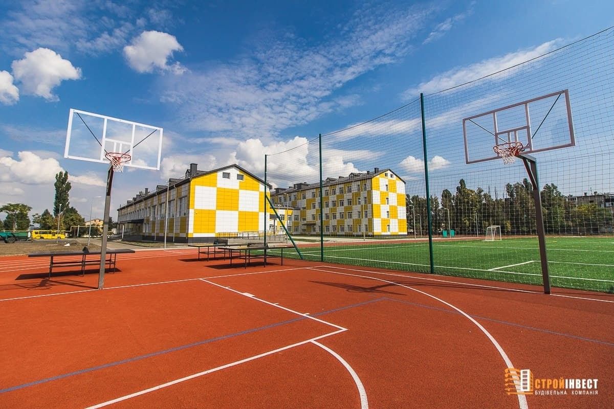 В ДнепрОГА наградили высокими государственными наградами представителей различных профессий 5