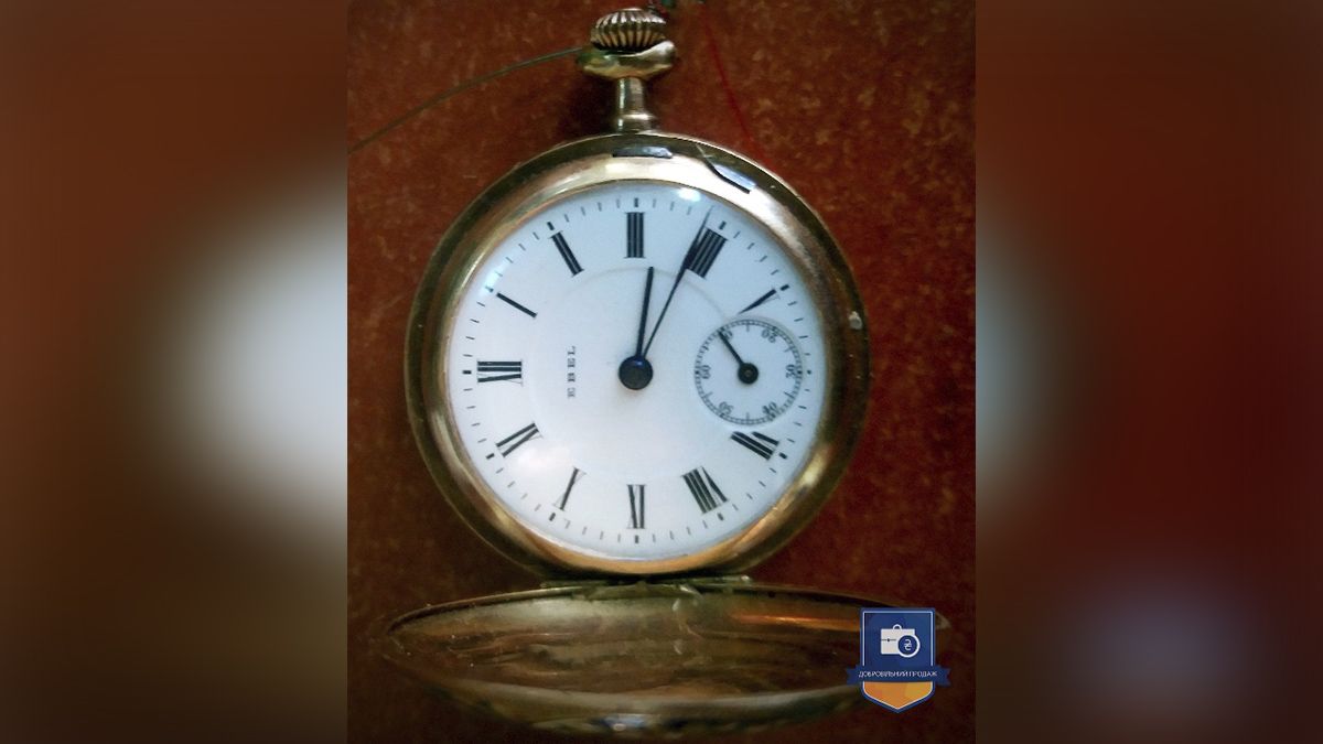 В Киеве на аукцион выставили необычные часы 1800 года: за сколько продают