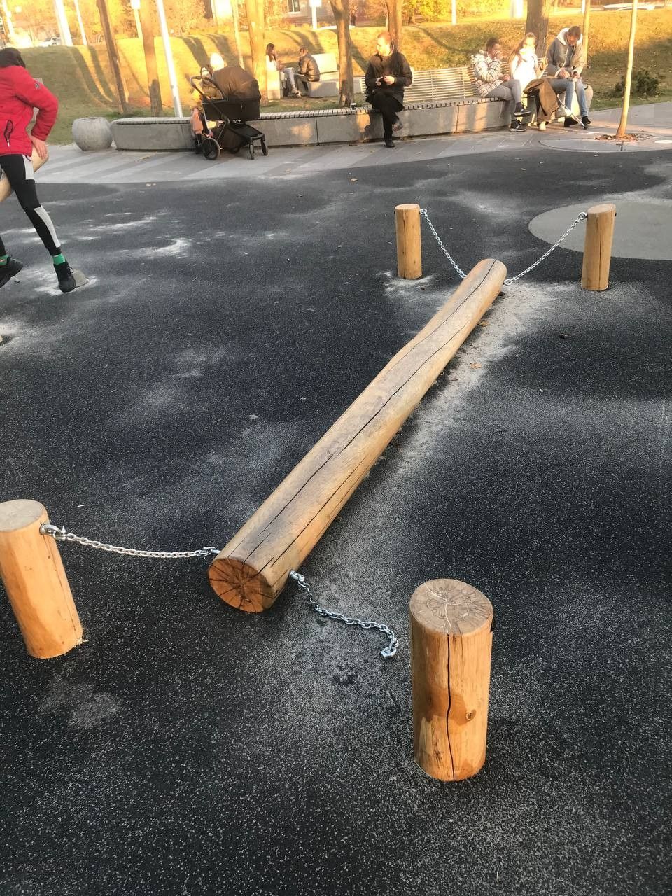 Недолговечная «Гойда»: днепровский монополист производит ненадежные качели для детских площадок 6