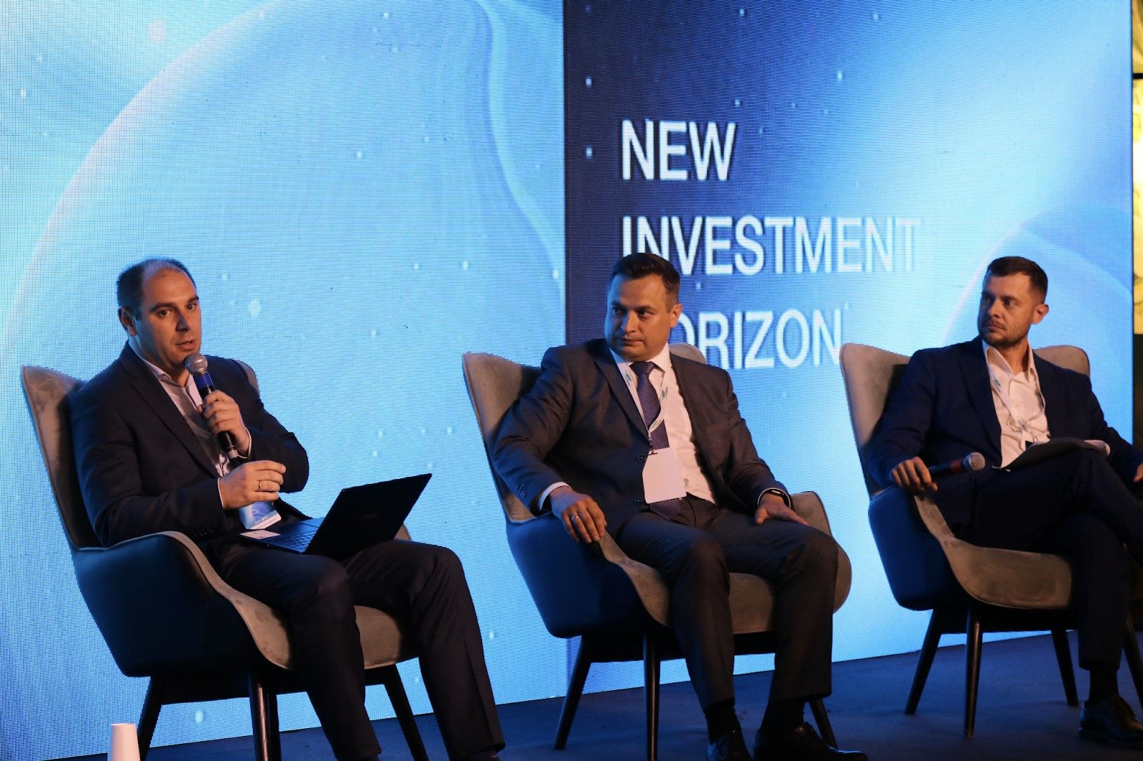 Деньги на космос, аэропорт и метро: народный депутат Дмитрий Киселевский о том, что даст Днепру бюджет Украины-2022 8