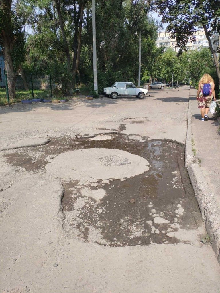 Запретить стройку, афганские беженцы, дорога и троллейбус: что в Днепре просили у Филатова за месяц 6