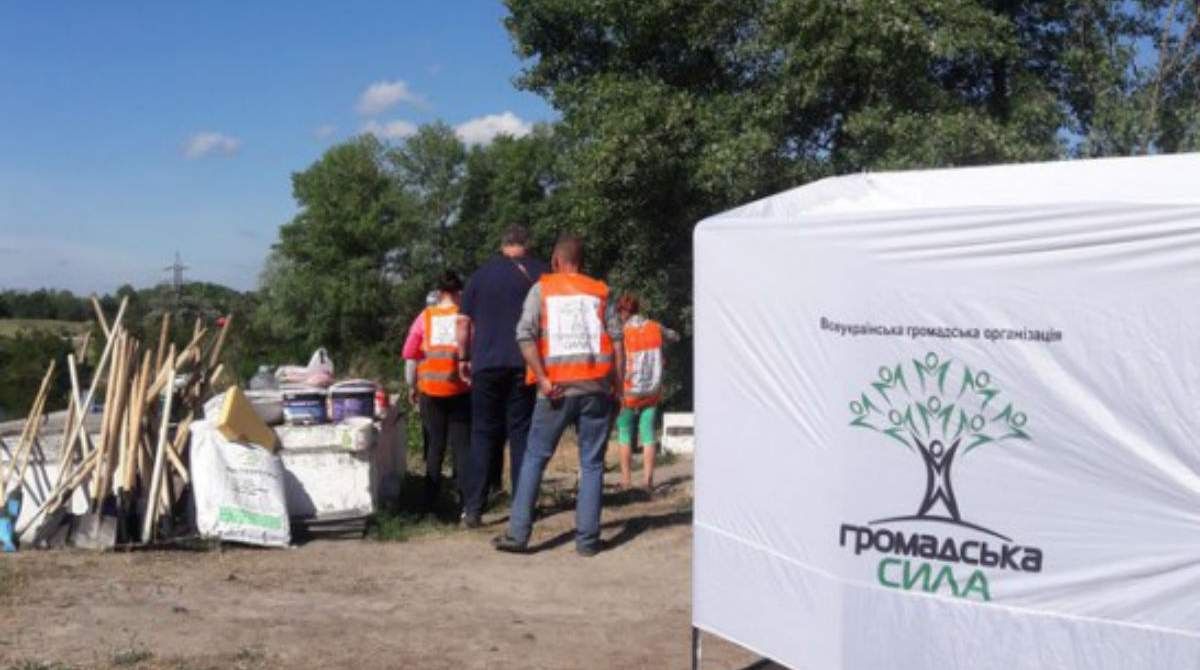 Отсутствие деятельности и нарушение законодательства: как финансируют партию «Громадська сила» Загида Краснова 1