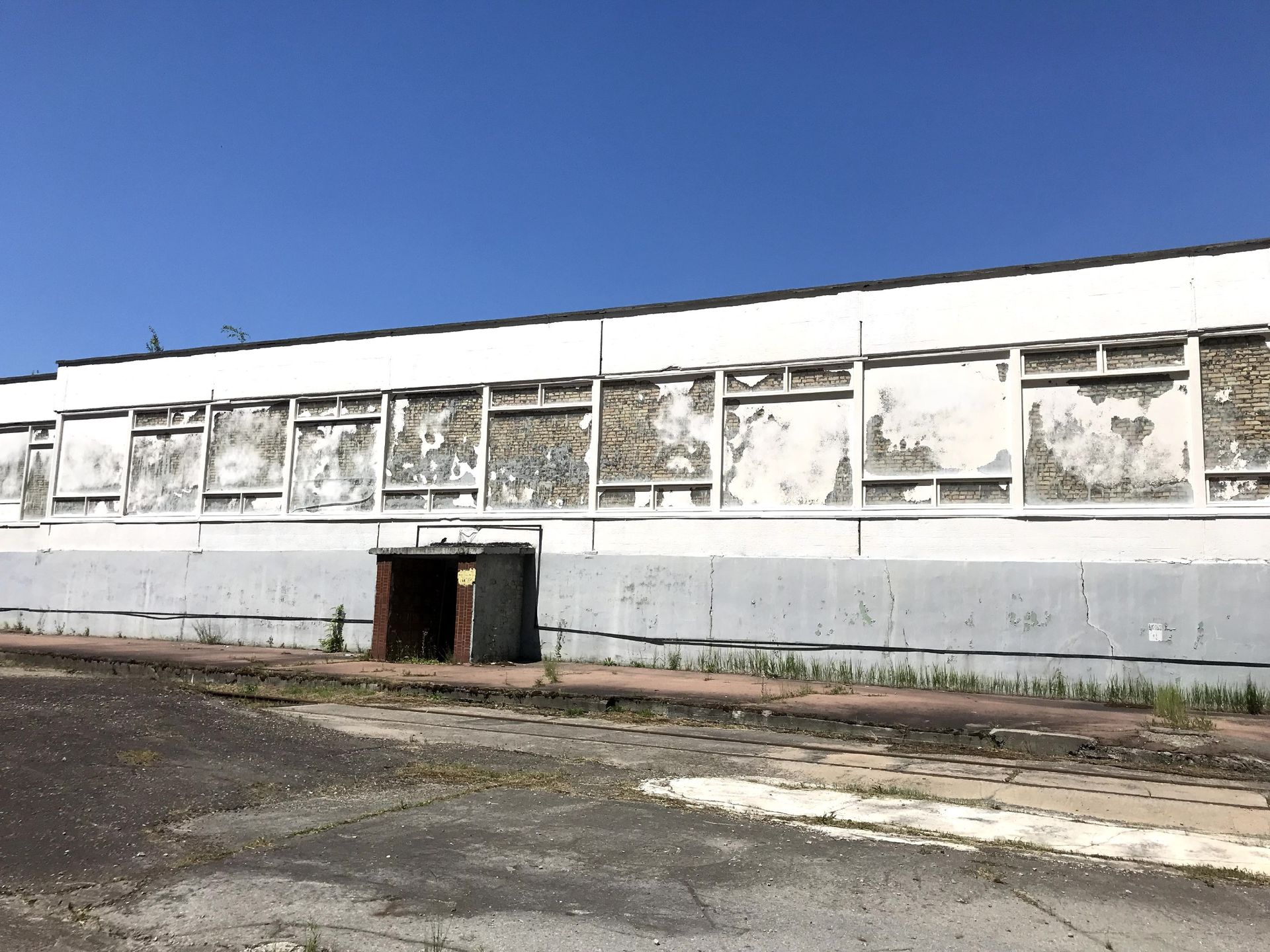 Под бар «100 рентген»: какую недвижимость можно арендовать в Чернобыле за 0 гривен 4