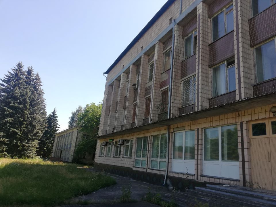 Под бар «100 рентген»: какую недвижимость можно арендовать в Чернобыле за 0 гривен 7