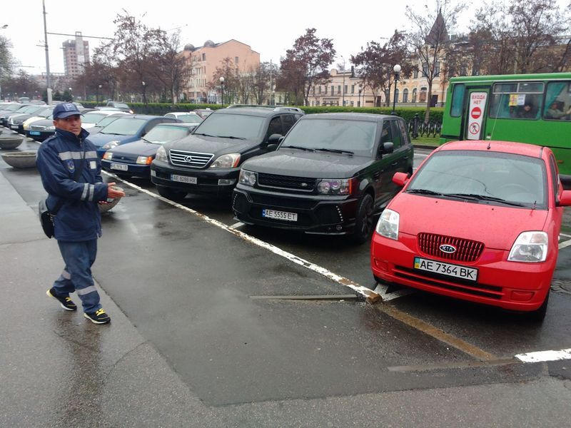 Миллионы, прогулы, поездки в Москву и скандалы: чем еще известен депутат из Днепра Руслан Краснов 2