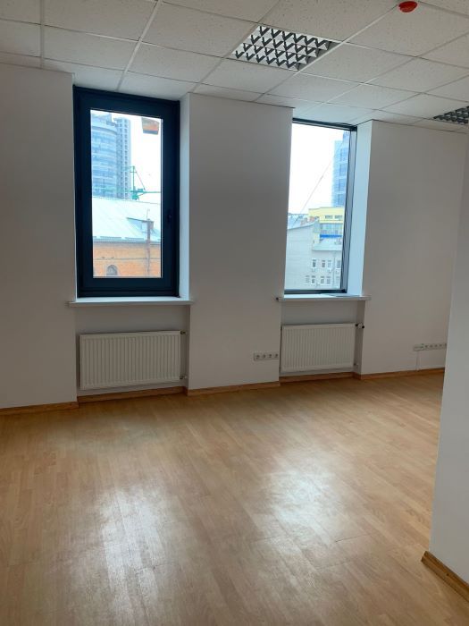 В Днепре на продажу выставили новый бизнес-центр: сколько стоит 1