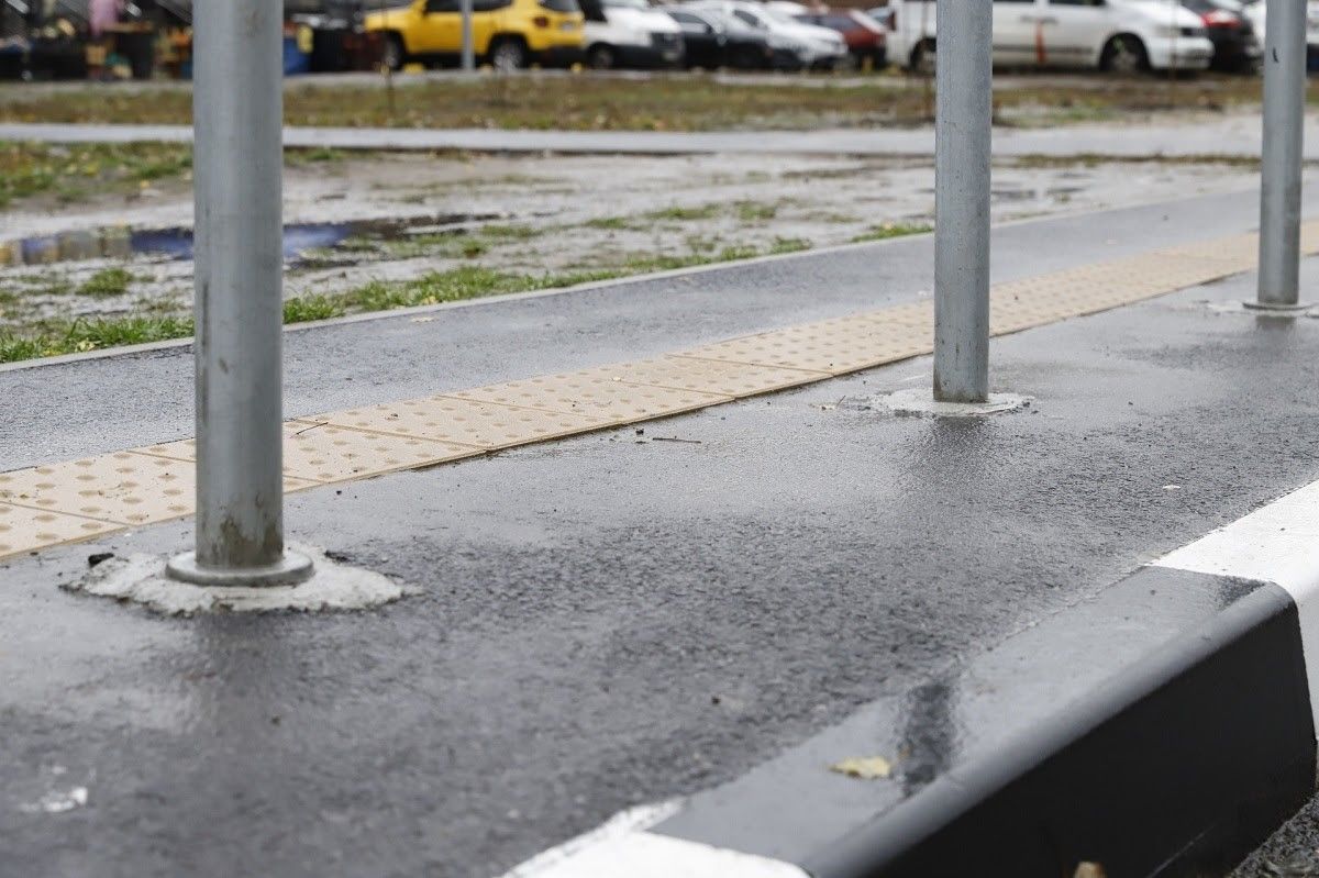 Пониженные бордюры, спецтакси, информационные браслеты и удобный транспорт: как в Днепре заботятся о людях с инвалидностью 5