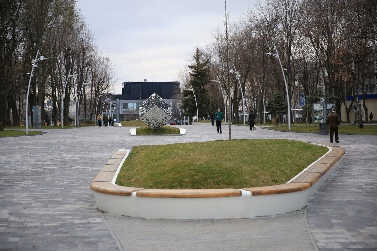 Пониженные бордюры, спецтакси, информационные браслеты и удобный транспорт: как в Днепре заботятся о людях с инвалидностью 10