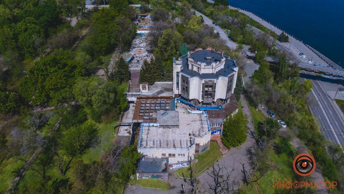 Ресторан «Маяк» в Днепре: кому принадлежит и что с ним сейчас