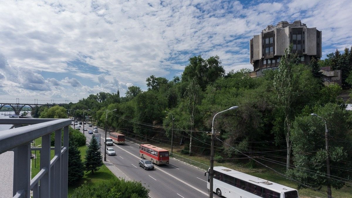 Ресторан находился в живописном месте над Днепром — в парке Шевченко