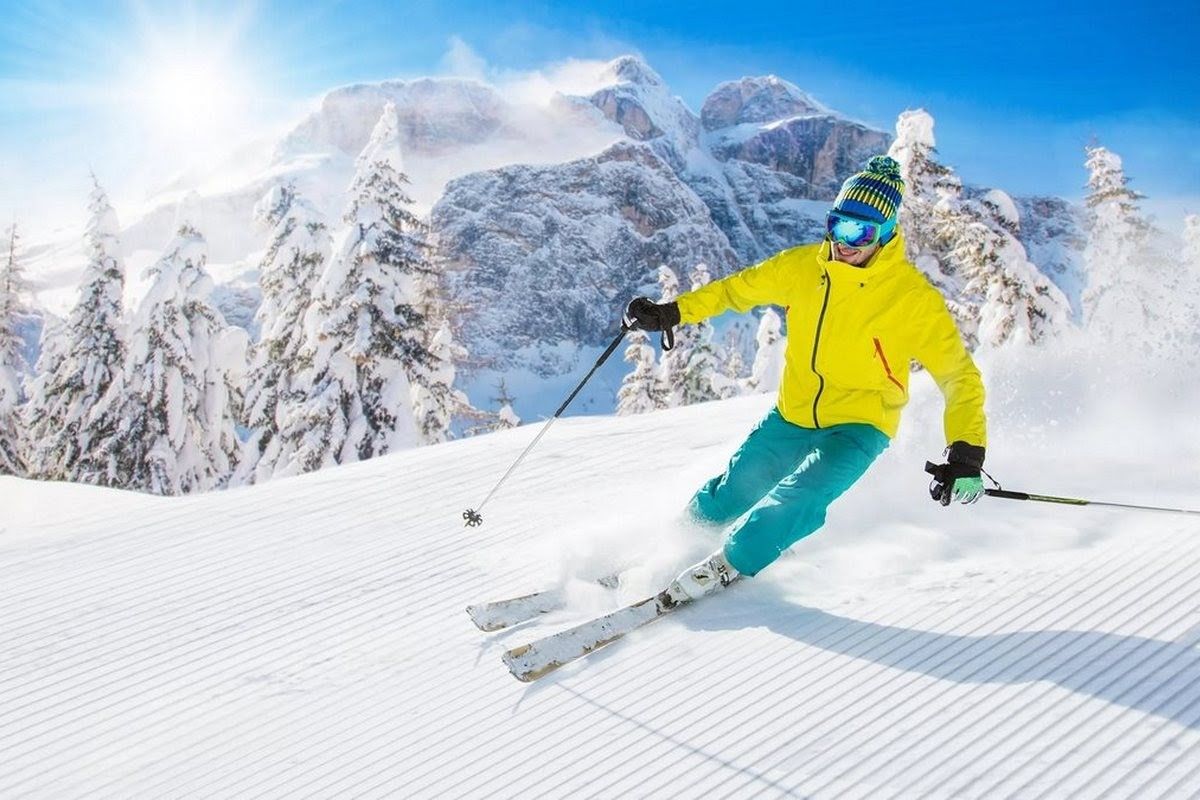 Лыжи, сноуборд, коньки и шлем: как выбрать, сколько стоит и где купить в Днепре 1