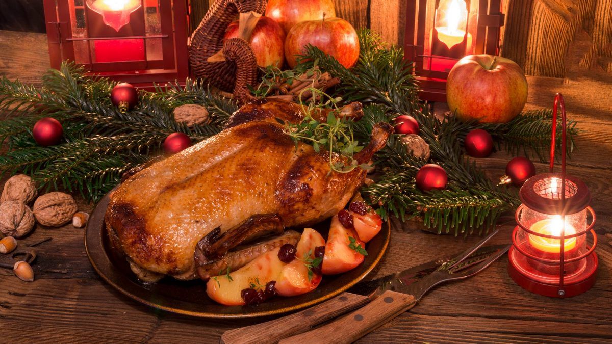 Сколько стоит в Киеве накрыть на новогодний стол-2022 3