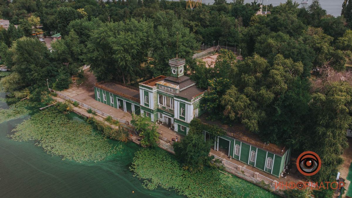 В Днепре реконструируют спортбазу на Монастырском острове: что там сделают