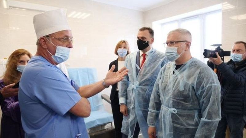 На открытии лор-отделения в «тысячке»