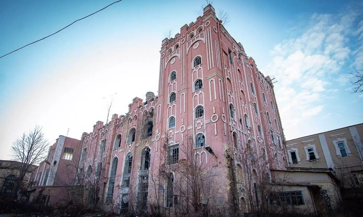 Так выглядит бывший кирпичный, а потом пивзавод