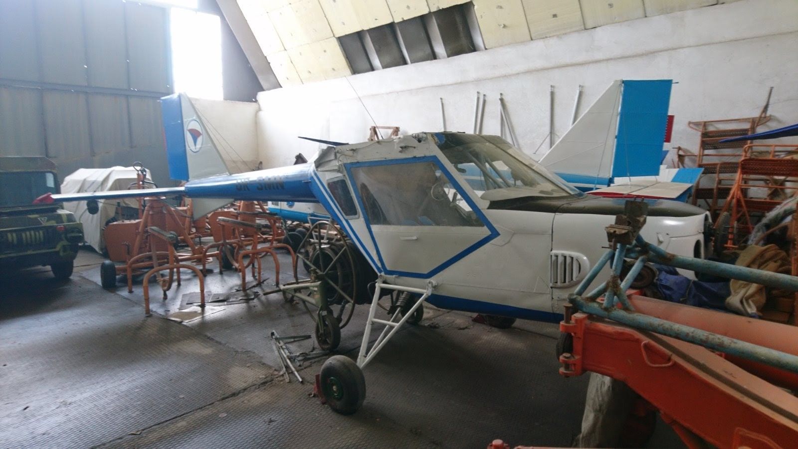 Дешевые айфоны, теплоход, самолет и оружие: что интересного можно купить на аукционах в Украине 2