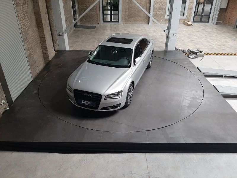 Дешевые айфоны, теплоход, самолет и оружие: что интересного можно купить на аукционах в Украине 4