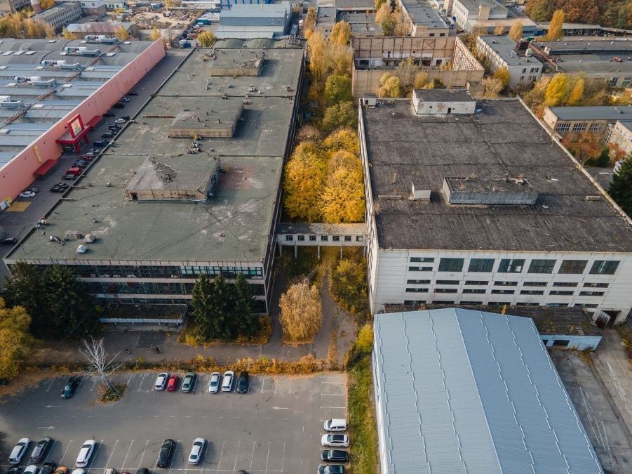 В Киеве советского IT-гиганта снова выставили на продажу: за сколько продают 2