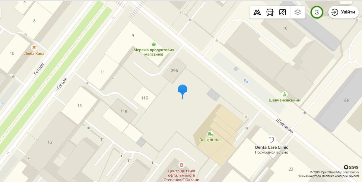 Стройка расположилась практически на перекрестке улиц Гоголя и Шевченко