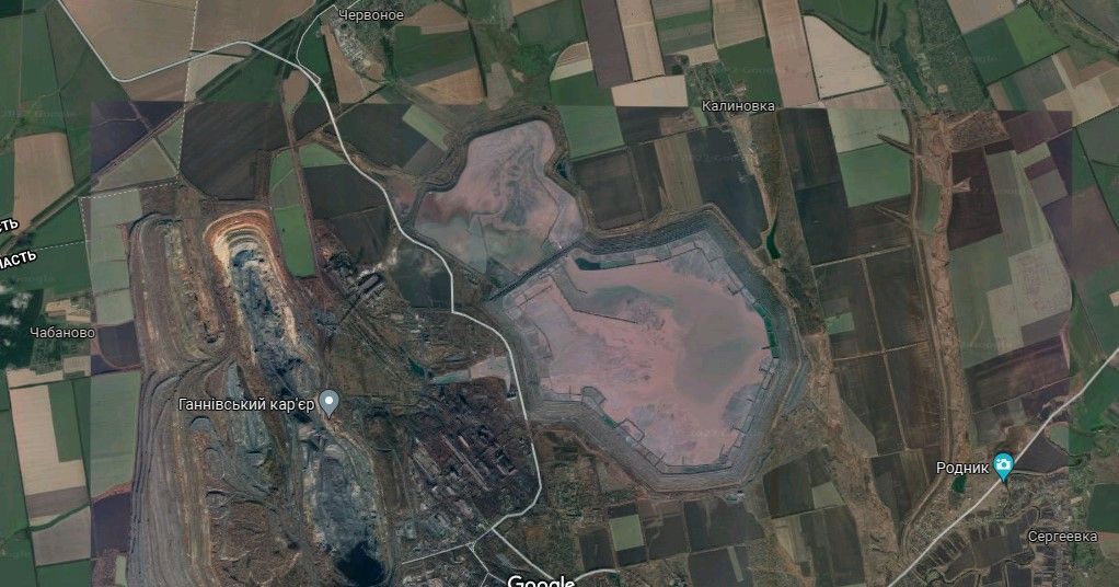 Общий вид всех объектов горнодобывающего предприятия