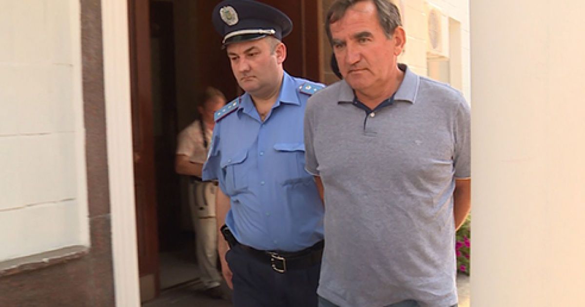 Новостройка на дровах: почему в Киеве не скоро забудут про застройщика Войцеховского 3