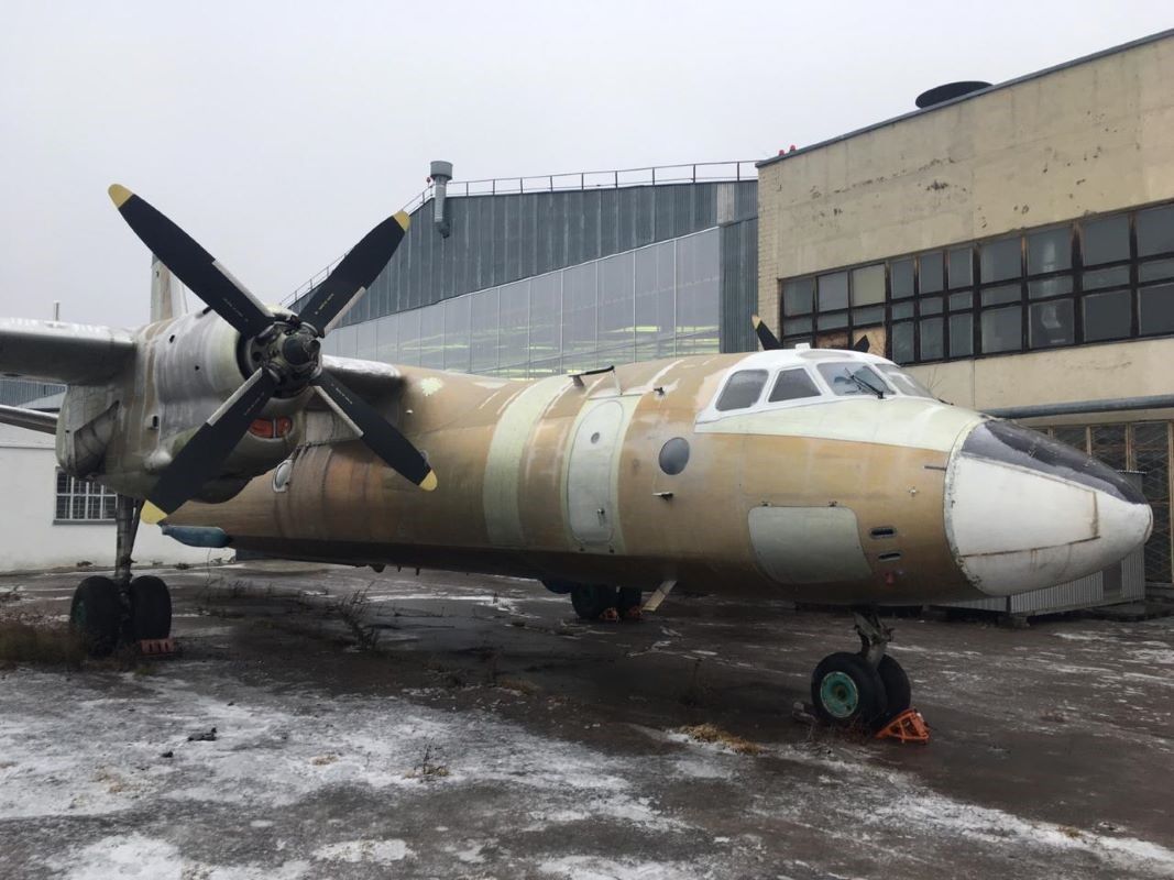 По цене иномарки: за сколько в Киеве продают 2 самолета 1