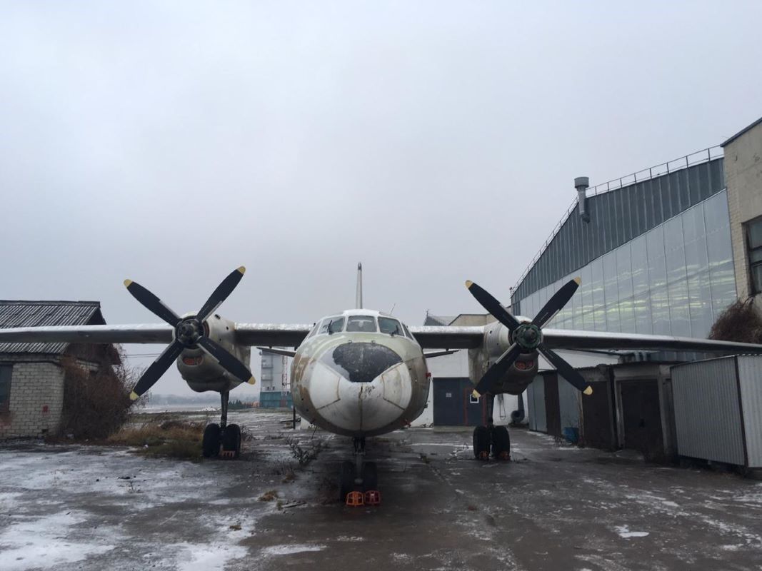 По цене иномарки: за сколько в Киеве продают 2 самолета 2