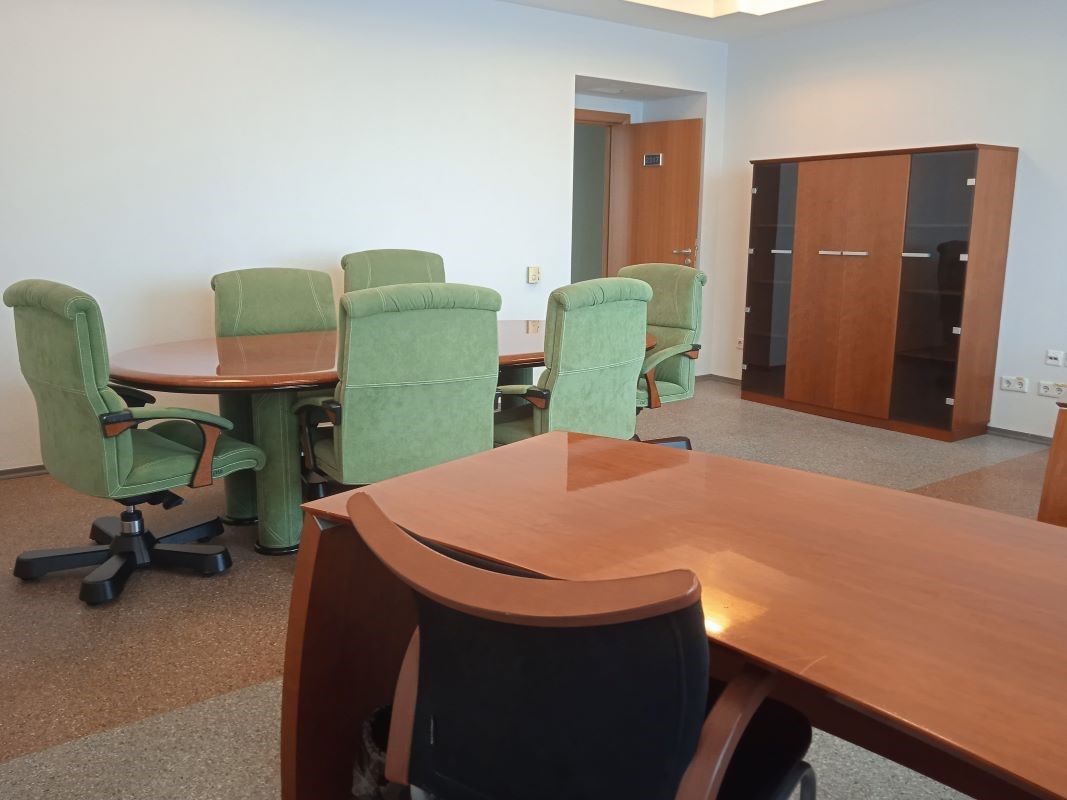 Какие офисы можно дешево купить или арендовать в Киеве на государственных аукционах 6