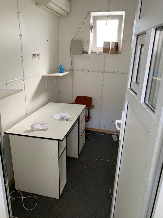 В Киеве выставили на продажу плавучий ресторан: сколько стоит 3