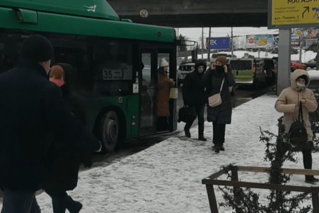 Реконструкция парков и дорог, е-билет, новый перевозчик: о чем в Днепре просили Филатова за 2 месяца 1