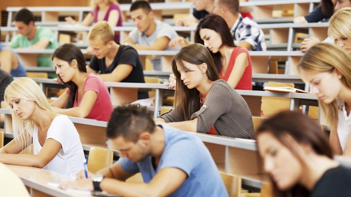 В каких украинских вузах студенты могут продолжить обучение онлайн