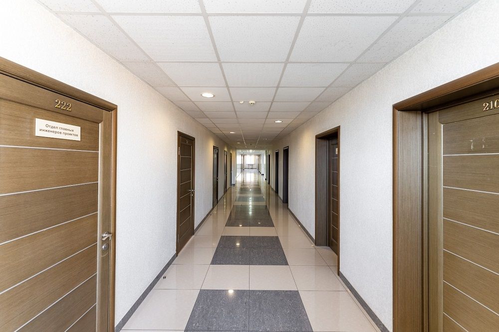 Депутат из Днепра за 56 млн продает здание, которое хотели вернуть громаде: чем оно известно 4