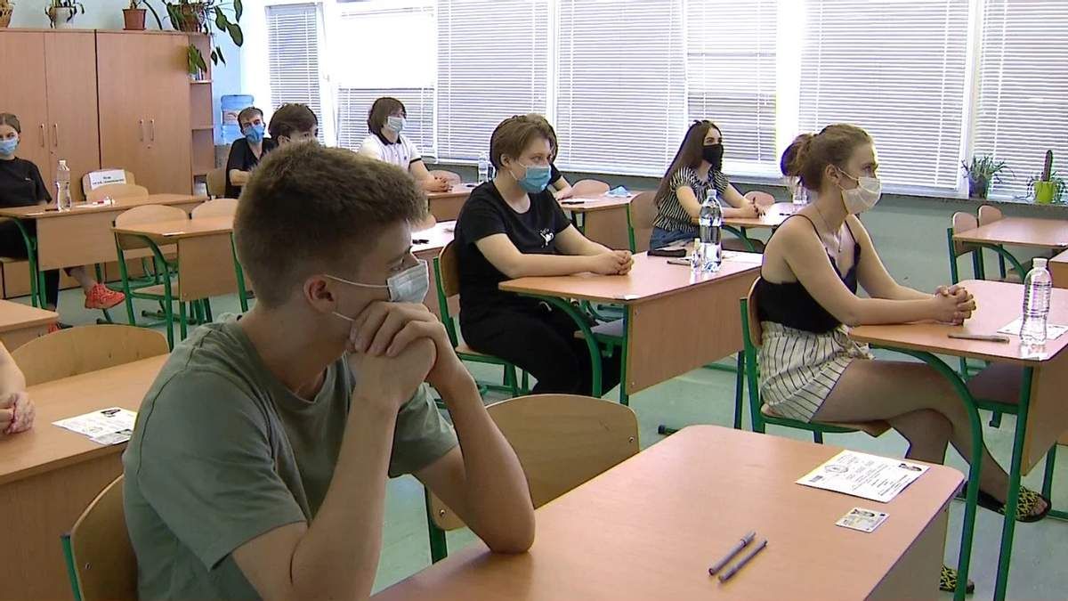 Поступление в вузы в 2022 году: обязательная история и тесты в компьютерных классах