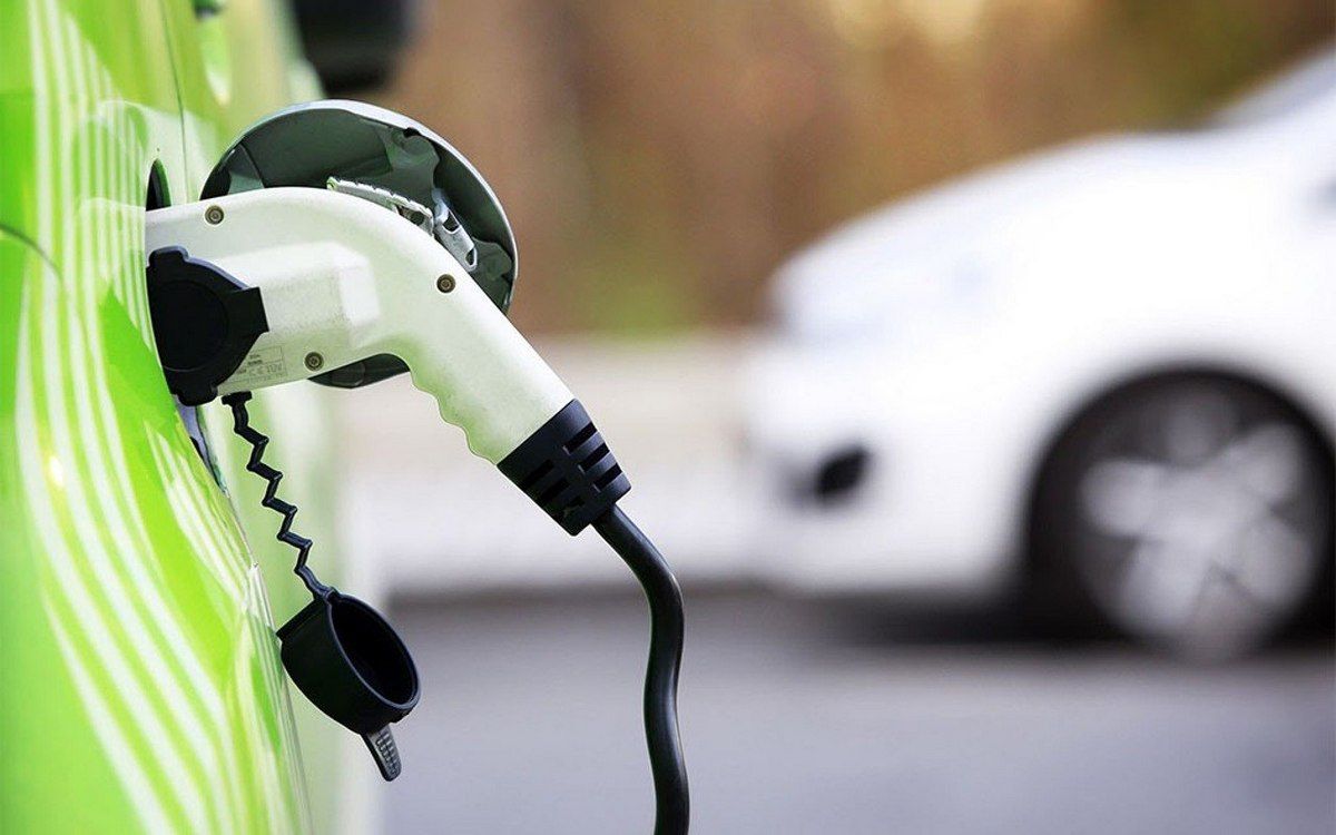 Бензиновый кризис в Украине: почему стоит пересесть на электрокар 2