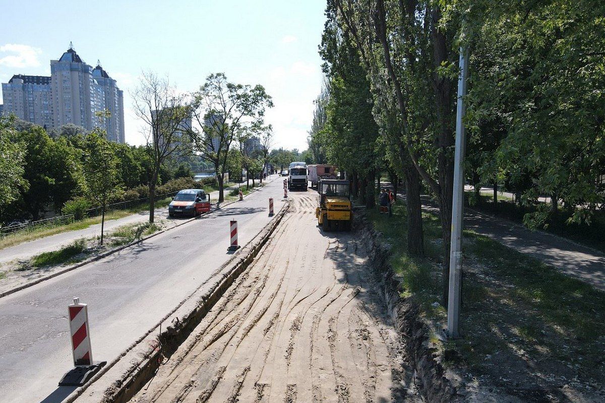 Замість турків із «ОНУРа» ремонт вулиці виконує Київавтодор: скільки мали коштувати роботи 3