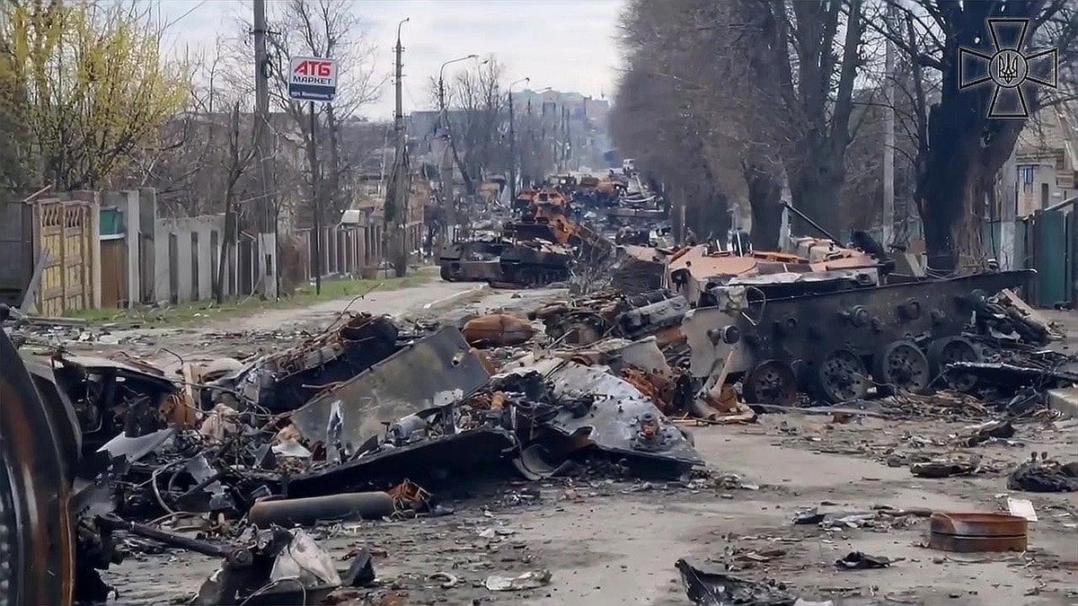 Прем’єр Шмигаль розповів, які країни допоможуть відбудувати Бучу та Київську область