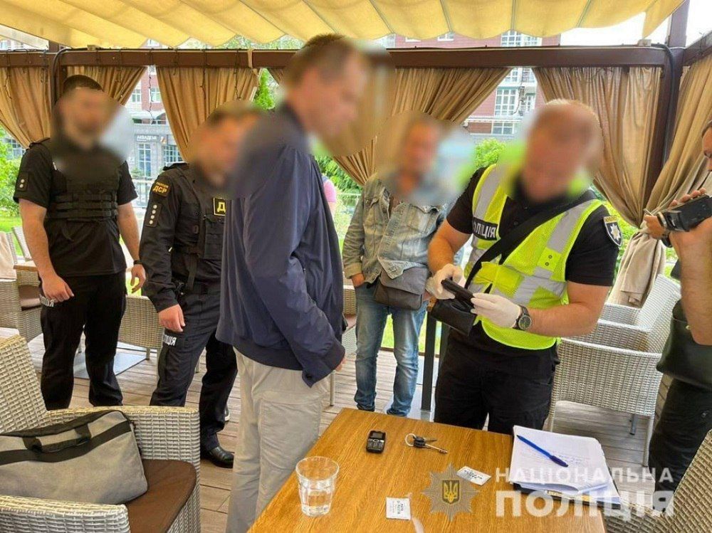 Що за нардеп брав 10 тисяч доларів за вплив на суддів: правопорушника затримали у Києві 2