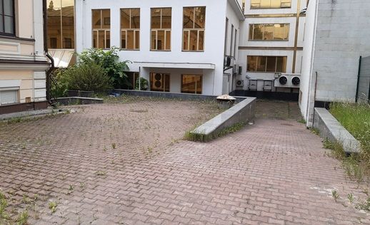 Подвір'я баківського відділення