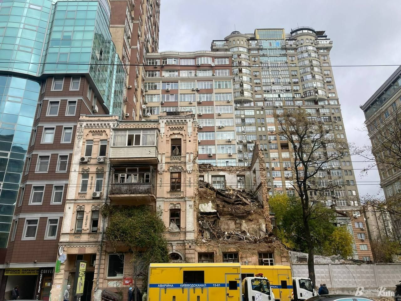 Частина історичного будинку зберіглася