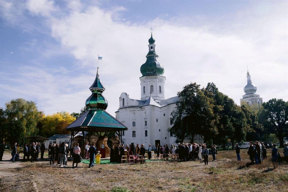 Відреставрована капличка у військовому містечку. Фото: Переяславська міська рада