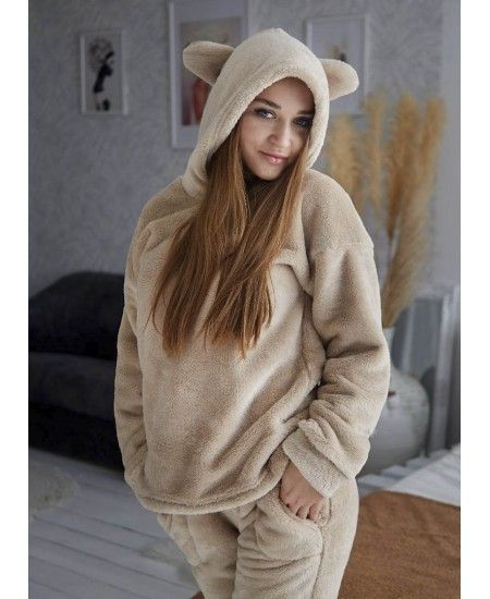 Яке вбрання обрати для різдвяної вечірки? Найкращі варіанти 9