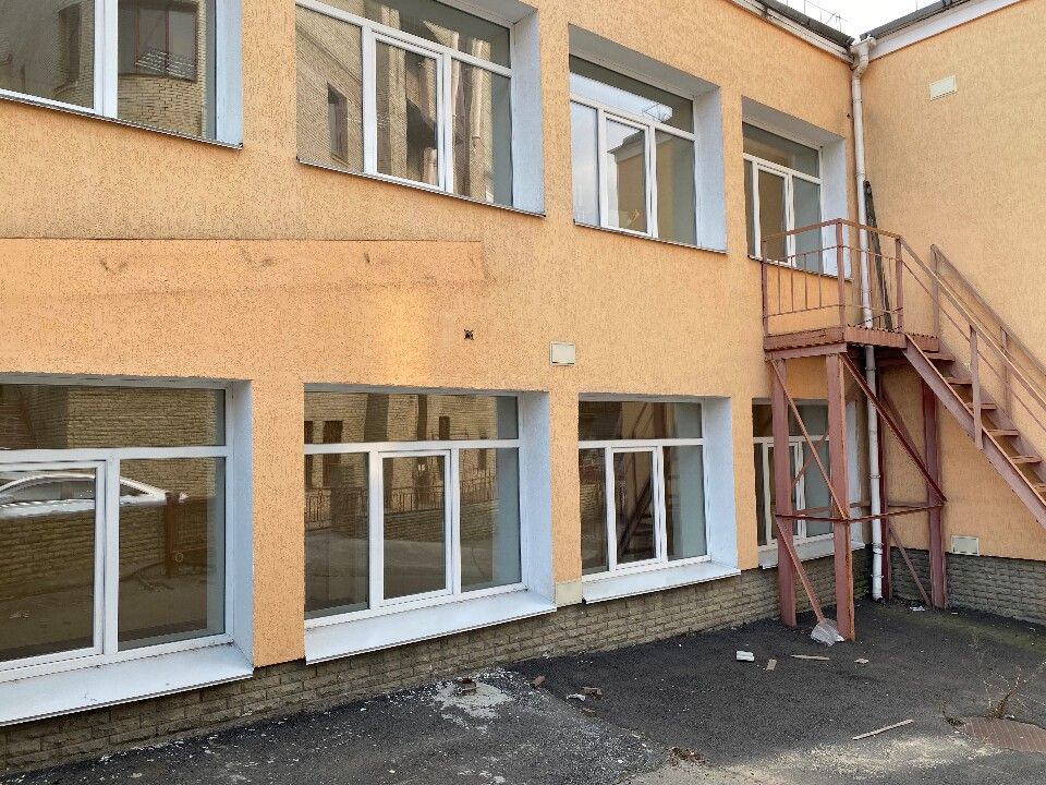 У центрі Києва виставили на продаж будівлю дитячого садочка: скільки коштує 4