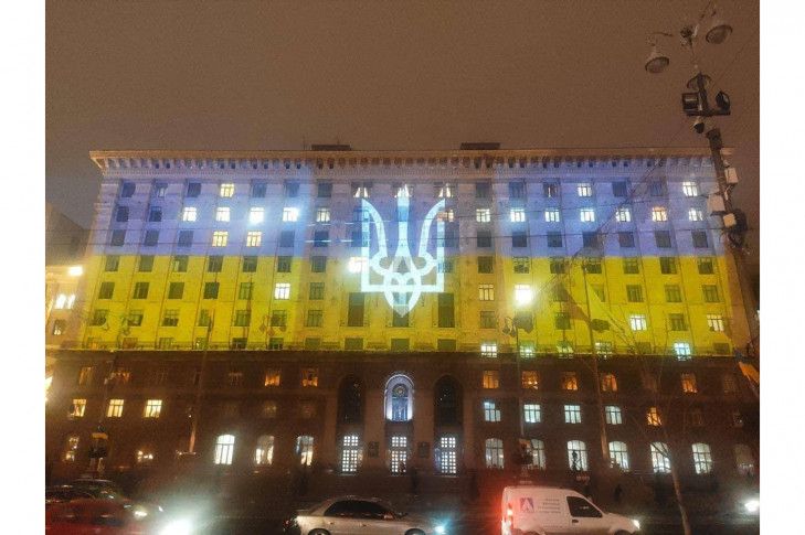 Пункт незламності у Київраді, комендантська година, повітряна тривога у телефоні: про що просили у Кличка за місяць 1