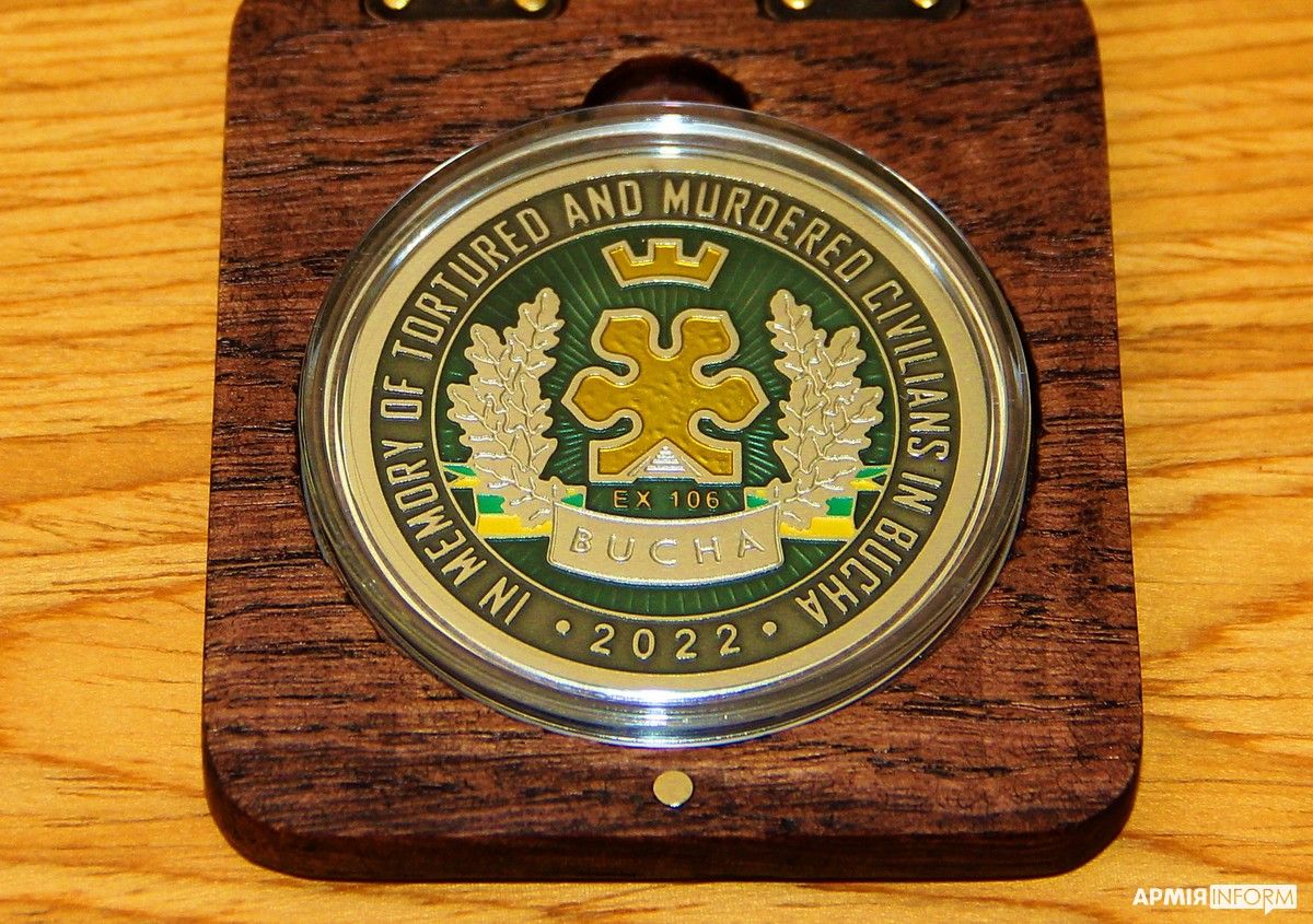 Влада Бучі на Київщині витратить 300 тисяч на сувенірні монети: для чого вони потрібні 1